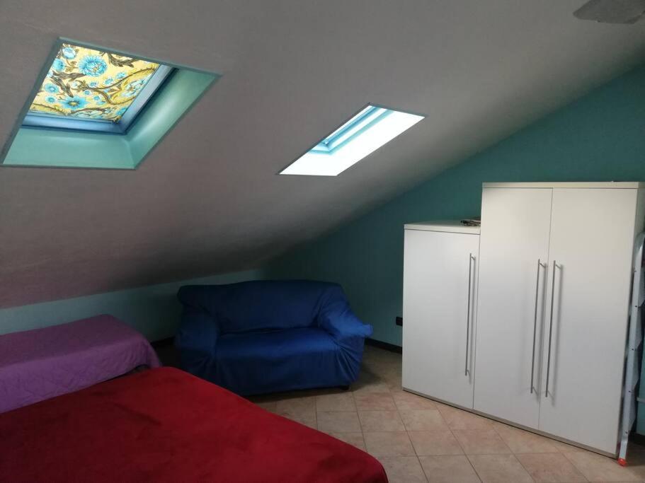 Una Pratica Mansardina Turijn Buitenkant foto